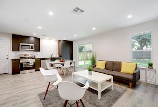 306 Tamworth Ave, Austin, TX 78745
