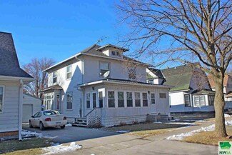 220 N Main St, Early, IA 50535