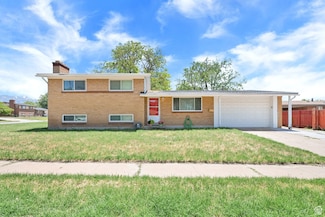 3 Vine Cir, Clearfield, UT 84015