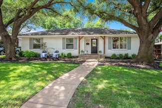 633 Stardust Ln, Richardson, TX 75080