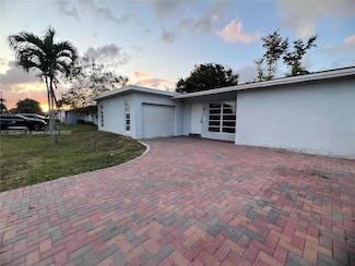 11431 NW 35th St, Sunrise, FL 33323