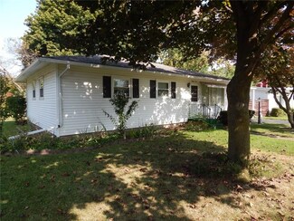 25 Twin Dr, Dansville, NY 14437