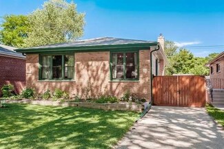 2333 Crawford Ave, Evanston, IL 60201