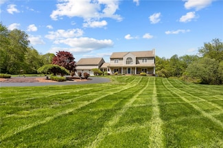 386 Tourtellot Hill Rd, Chepachet, RI 02814