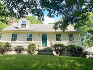 17 N End Rd, Townsend, MA 01469