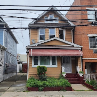 89-21 172nd St, Jamaica, NY 11432