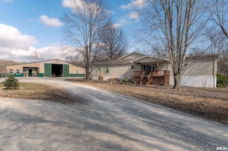 4155 Reevesville Rd, Grantsburg, IL 62943