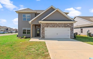 212 Cotton Bayou Dr, Meridianville, AL 35759
