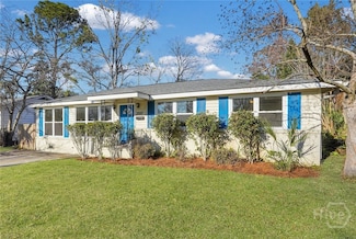 2052 E 42nd St, Savannah, GA 31404