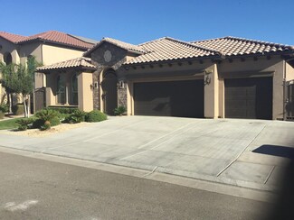 7413 W Wrenwood Ln, Fresno, CA 93723