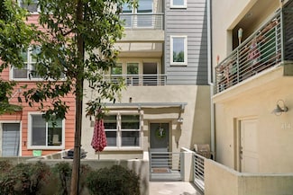 225 Royal Glen Unit 410, Escondido, CA 92025
