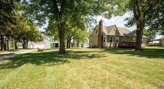 4648 SE California Ave, Topeka, KS 66609