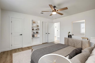 1402 Valleyridge Cir Unit B, Austin, TX 78704