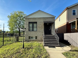 3540 W Carroll Ave, Chicago, IL 60624