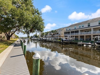 332 Moorings Cove Dr Unit 2E, Tarpon Springs, FL 34689