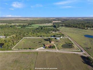 174 Pavelka Dr, Mart, TX 76664