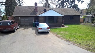1045 S 136th St, Burien, WA 98168