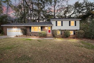 321 Fairington Dr, Summerville, SC 29485
