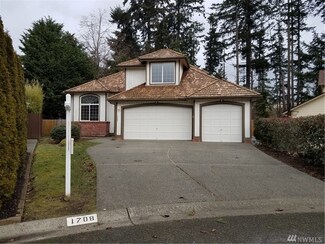 1708 S 371st Ct, Federal Way, WA 98003