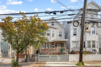109 Lyon St, Paterson, NJ 07524