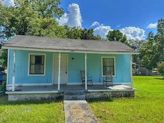 370 W Pine St, Magnolia, MS 39652