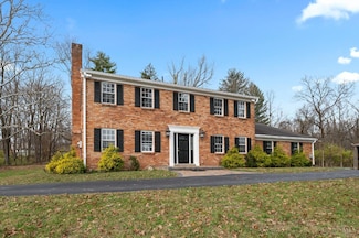 7855 Loveland Madeira Rd, Cincinnati, OH 45243
