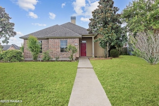 101 Zenda St, Youngsville, LA 70592