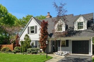 2300 Ewing Ave, Evanston, IL 60201