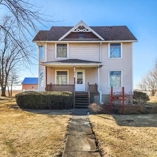 107 N Shelly Ave, Reddick, IL 60961