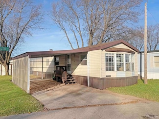 1401 N 23rd St Lot 54 St, Escanaba, MI 49829