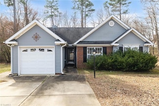 213 Cypress Ct, Gibsonville, NC 27249