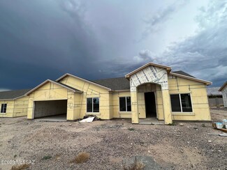 1805 Cota Ln, Thatcher, AZ 85552