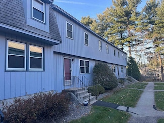 39 Bluestone Dr, Nashua, NH 03060