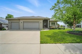 4942 Hemingway Dr, Ames, IA 50014
