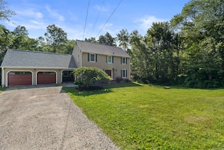46 Deer Ln, Morris, CT 06763