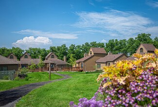 7 Farmstead Ln, Galena, IL 61036