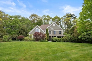 28 York Rd, Wayland, MA 01778