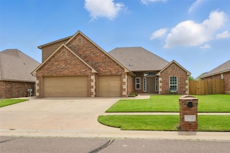 2716 Busheywood Dr, Yukon, OK 73099