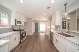 4519 Turf Valley Dr, Houston, TX 77084
