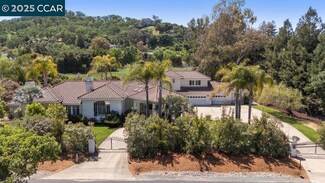 195 Pine Creek Rd, Walnut Creek, CA 94598