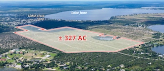 300 Lost Lake Barn Rd, Lake Placid, FL 33852