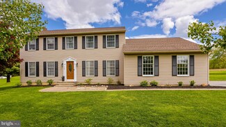 112 Frutchey Ct, Mount Bethel, PA 18343