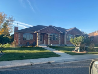 2332 Pioneer Ave Unit 1, Cody, WY 82414