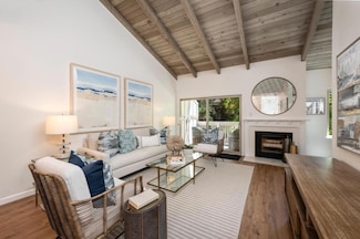 38 Weepingridge Ct, San Mateo, CA 94402