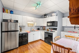115 W Emerson St Unit 102, Melrose, MA 02176