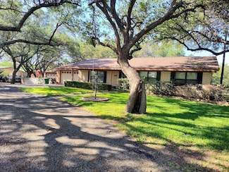 107 Timberlake Dr, Kingsland, TX 78639