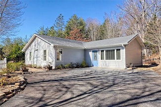 185 Starlight Dr, Sautee Nacoochee, GA 30571
