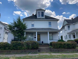 425 E Ridge St, Nanticoke, PA 18634