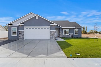729 Waveland Ave, Filer, ID 83328