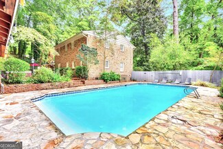 3048 Duke of Gloucester St, East Point, GA 30344